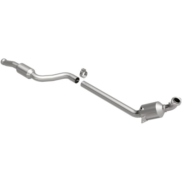 MagnaFlow OEM Grade Federal / EPA Compliant Direct-Fit Catalytic Converter 21-447