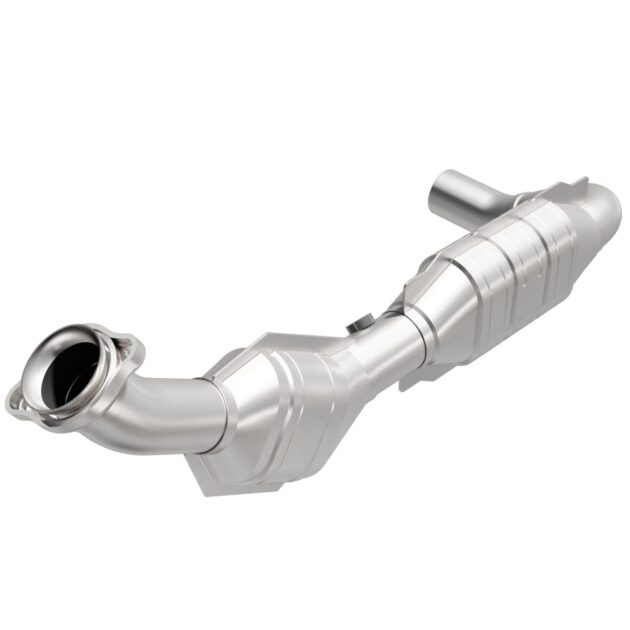 MagnaFlow 2003-2004 Ford Expedition HM Grade Federal / EPA Compliant Direct-Fit Catalytic Converter