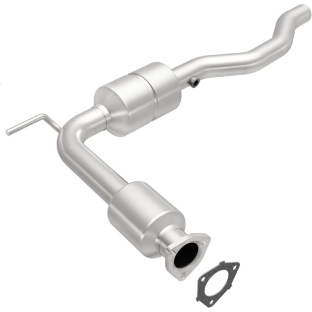 MagnaFlow 1997-2003 Volkswagen EuroVan OEM Grade Federal / EPA Compliant Direct-Fit Catalytic Converter