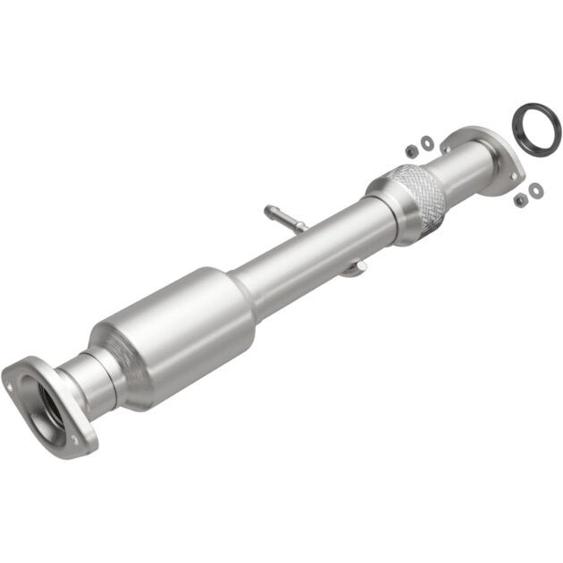 MagnaFlow 2014-2016 Toyota Highlander OEM Grade Federal / EPA Compliant Direct-Fit Catalytic Converter