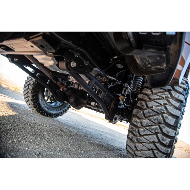 5 Inch Lift Kit w/ Radius Arm - Ford F250/F350 Super Duty (20-22) 4WD - Diesel